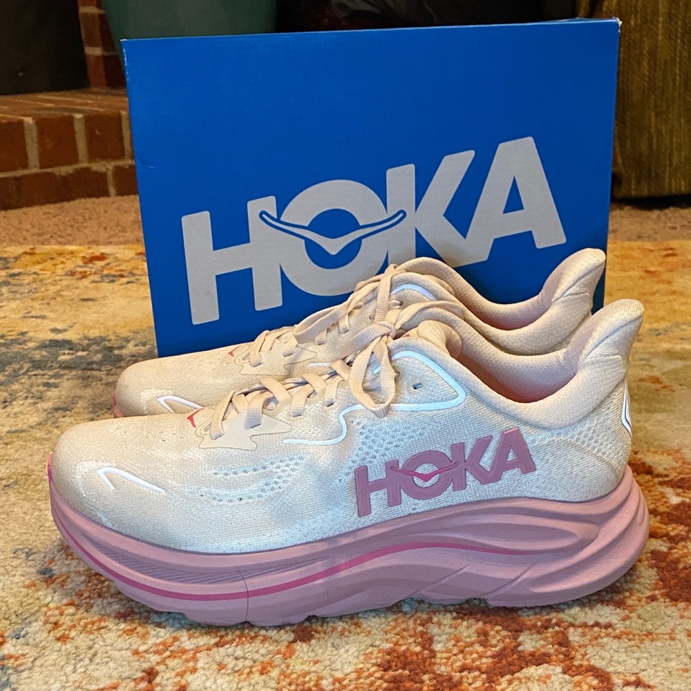 HOKA Clifton 10, W 8D